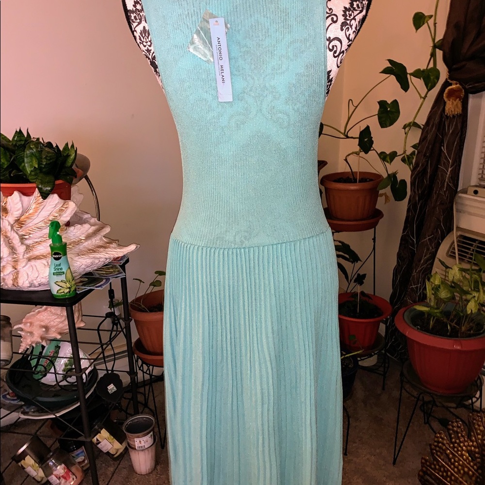 ❤️❤️SALE💜NWT💙SLEEVELESS PLEATED DRESS💚💚 - Picture 2 of 8